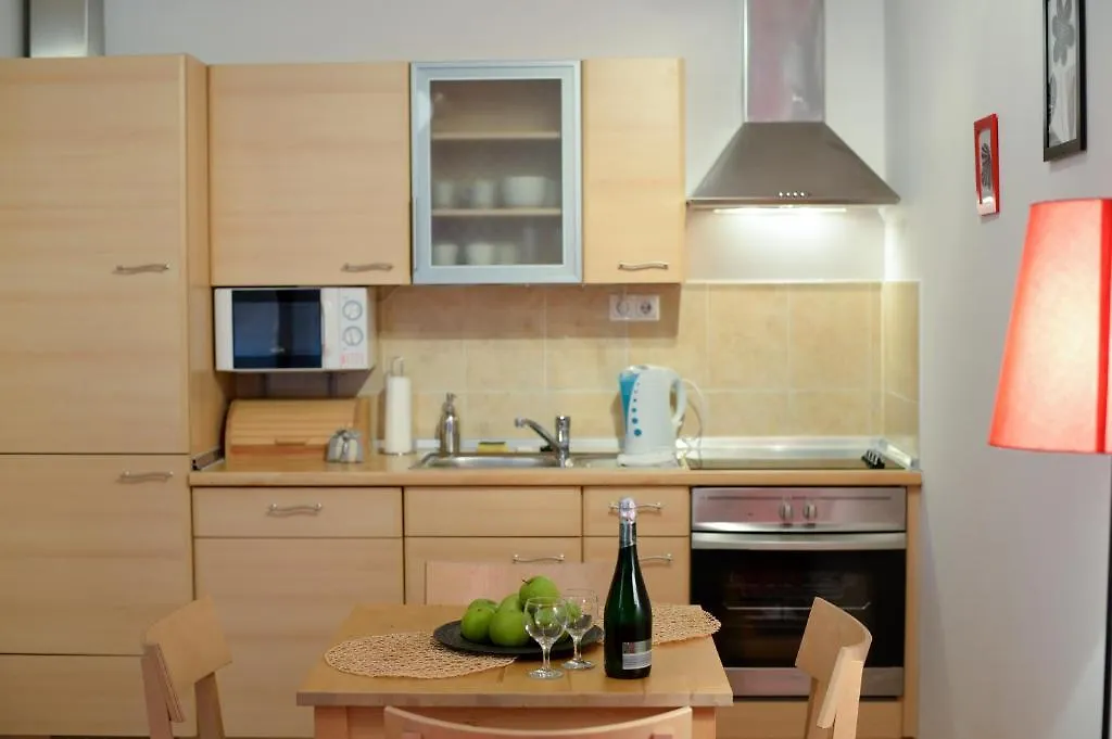 Aboriginal Budapest Apartments
